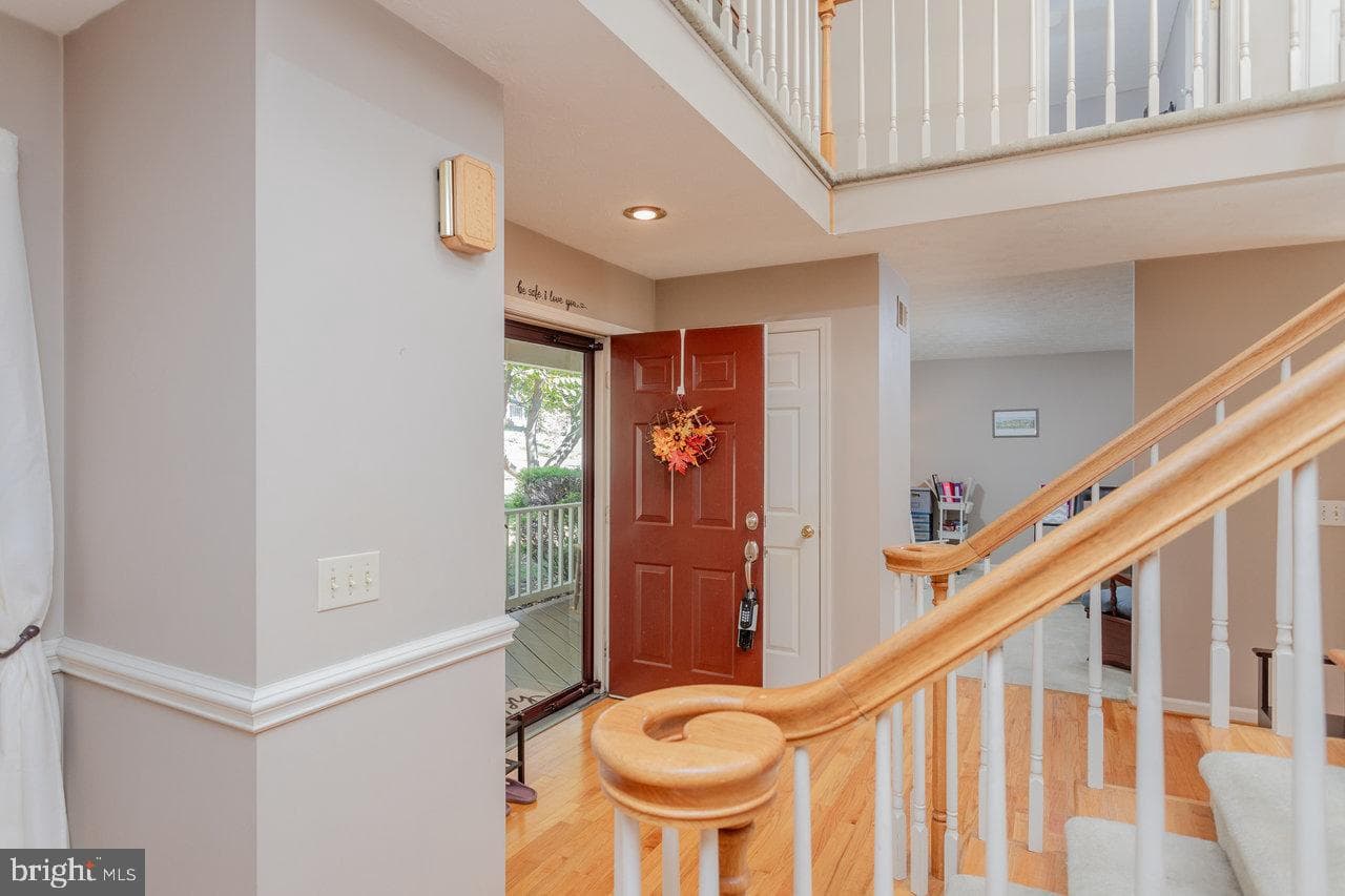 1480 Bluewater Road photo 3