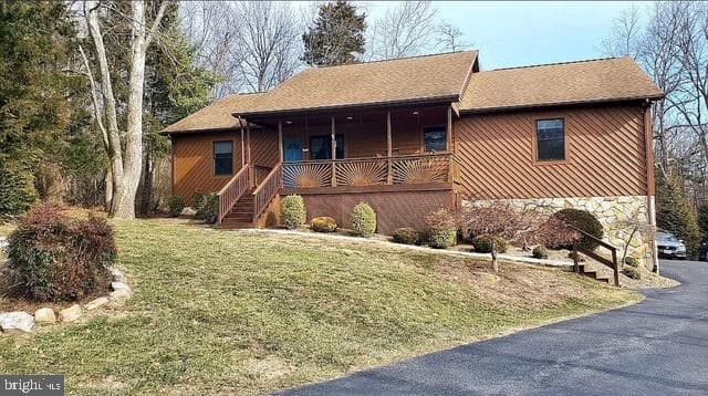174 Boone Ct Court photo 2
