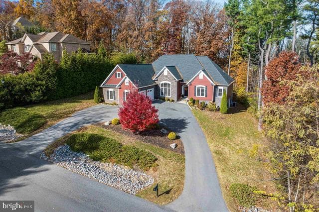 124 Steeplechase Drive, Penn Laird