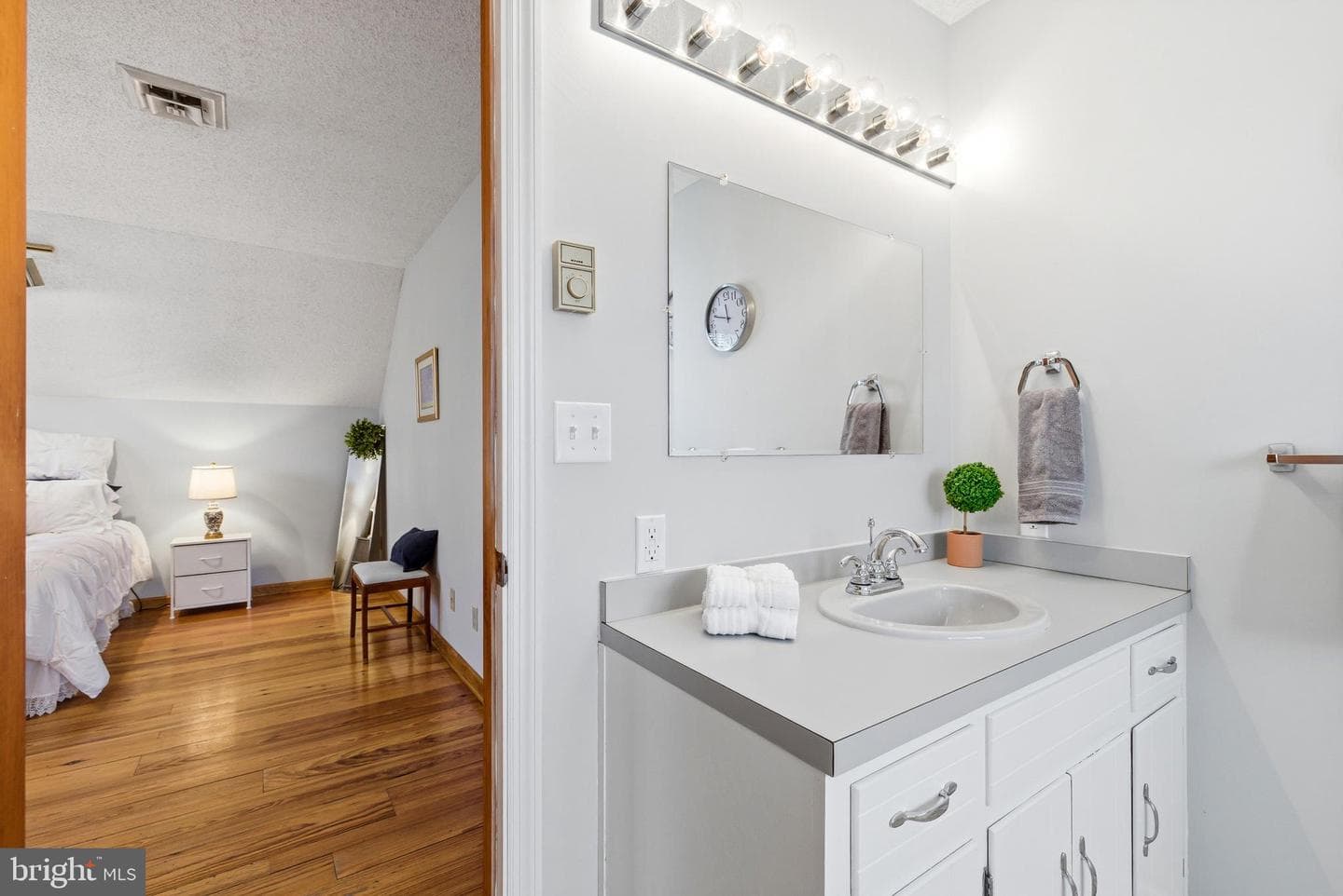 2050 Stony Creek Drive photo 44