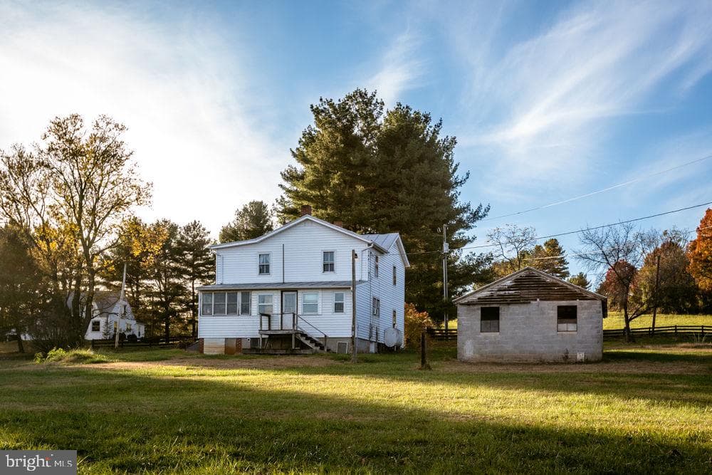 3190 Winsinger Drive photo 3