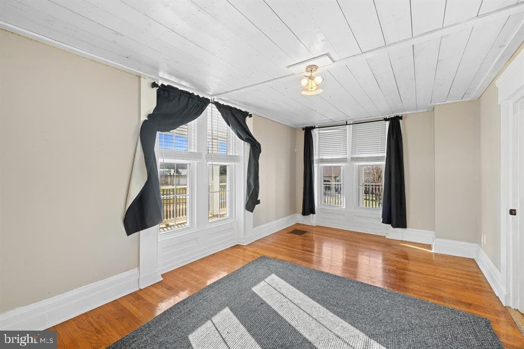 644 Early Dr photo 31