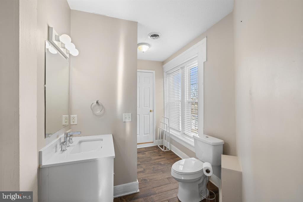 644 Early Dr photo 40