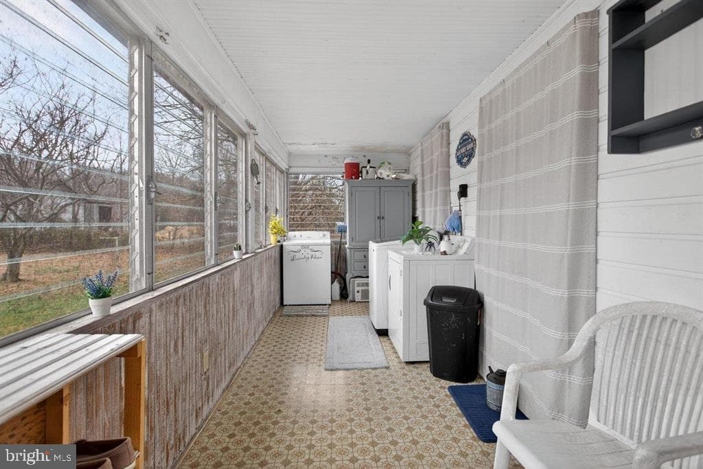 6699 S South East Side Highway photo 21