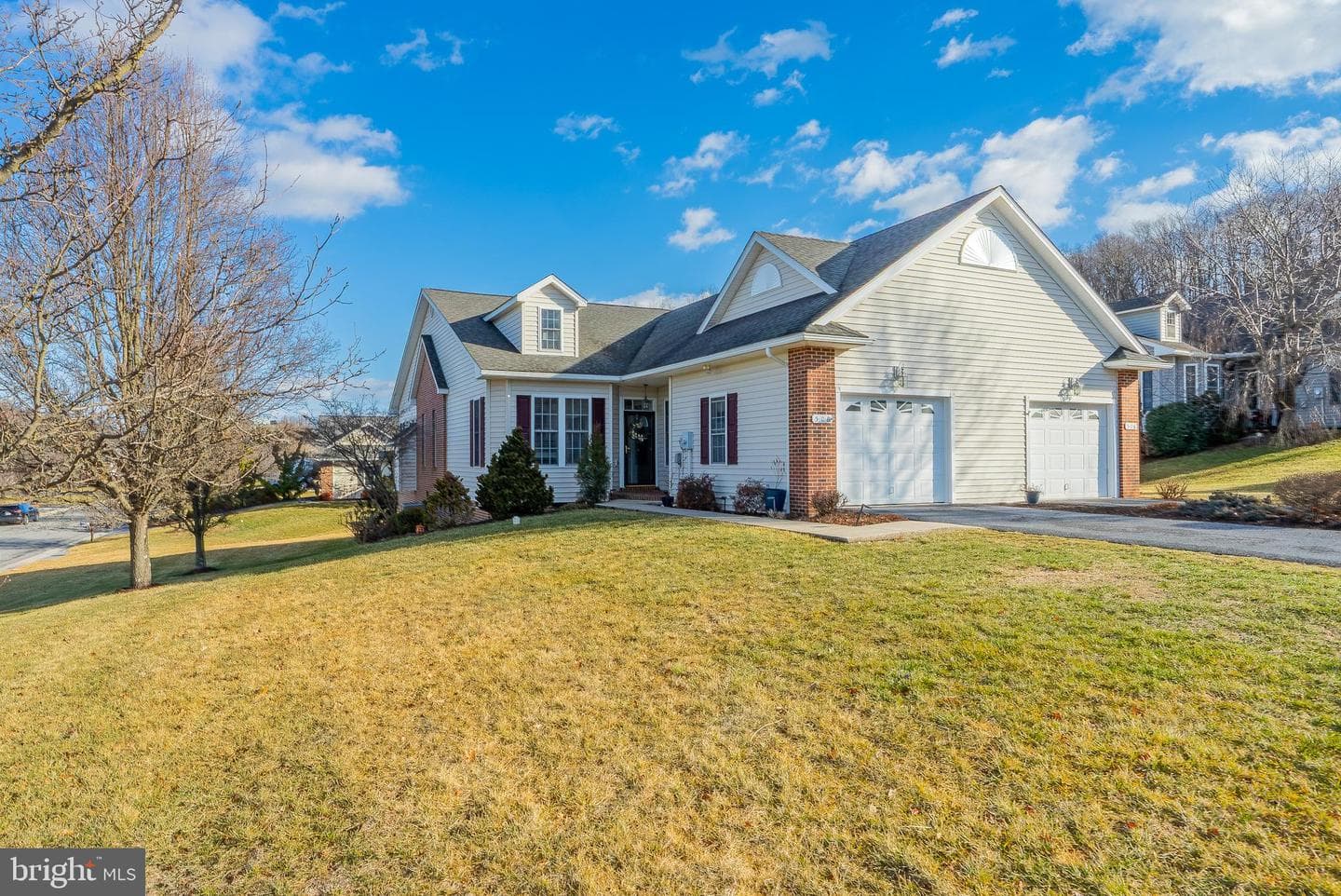 506 Spring Oaks Drive photo 2