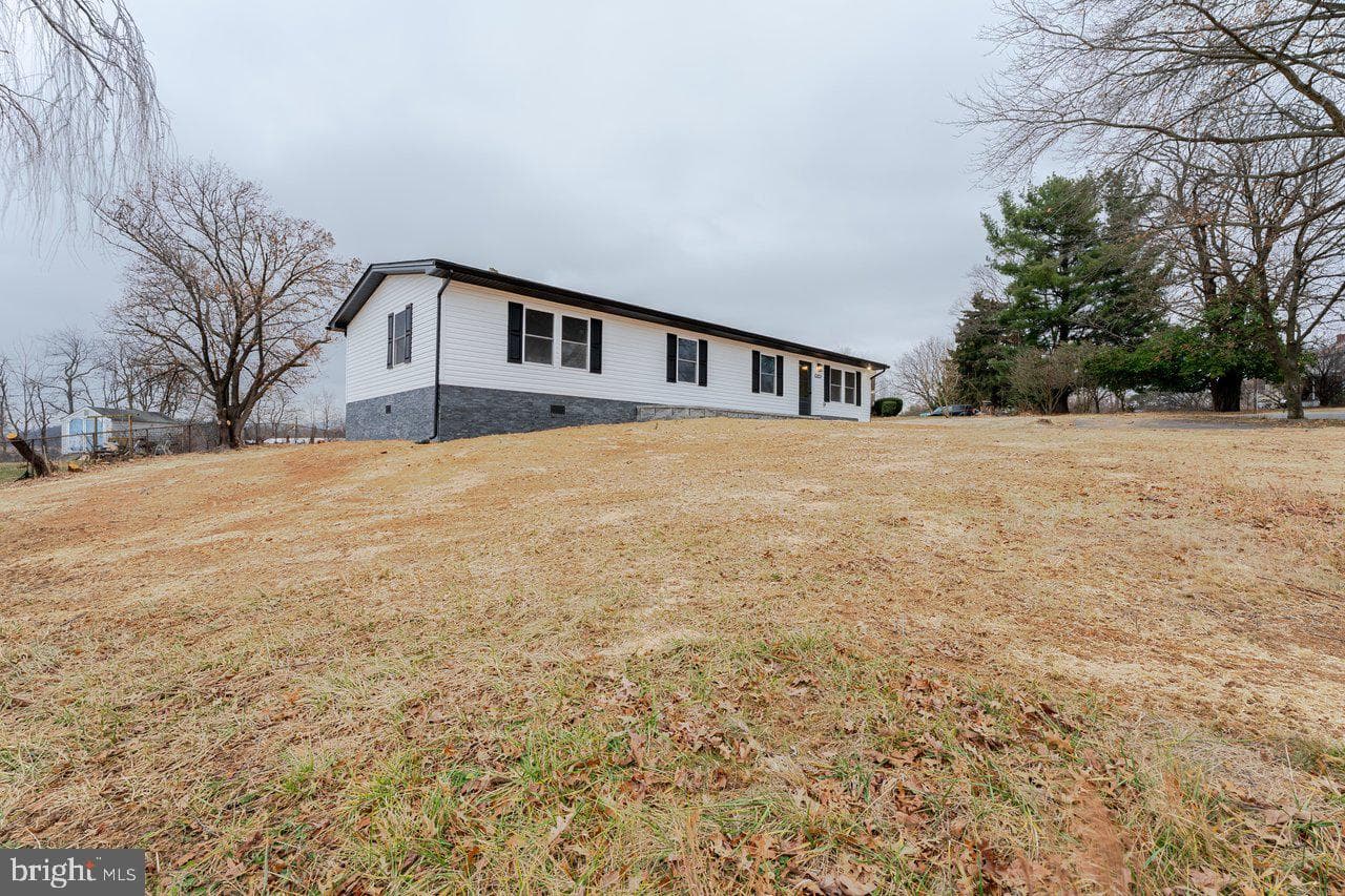 3098 Layman Trestle Road photo 52