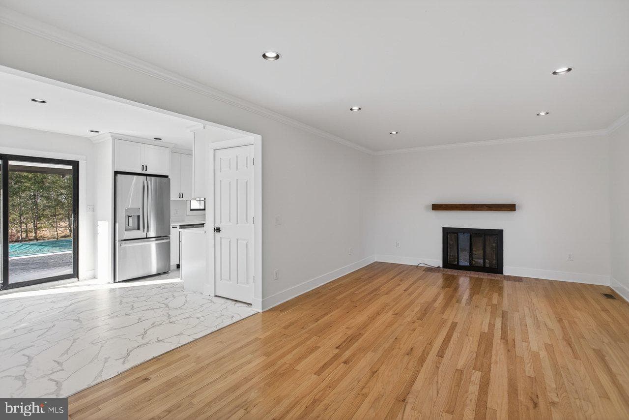 4634 Shen Lake Drive photo 7