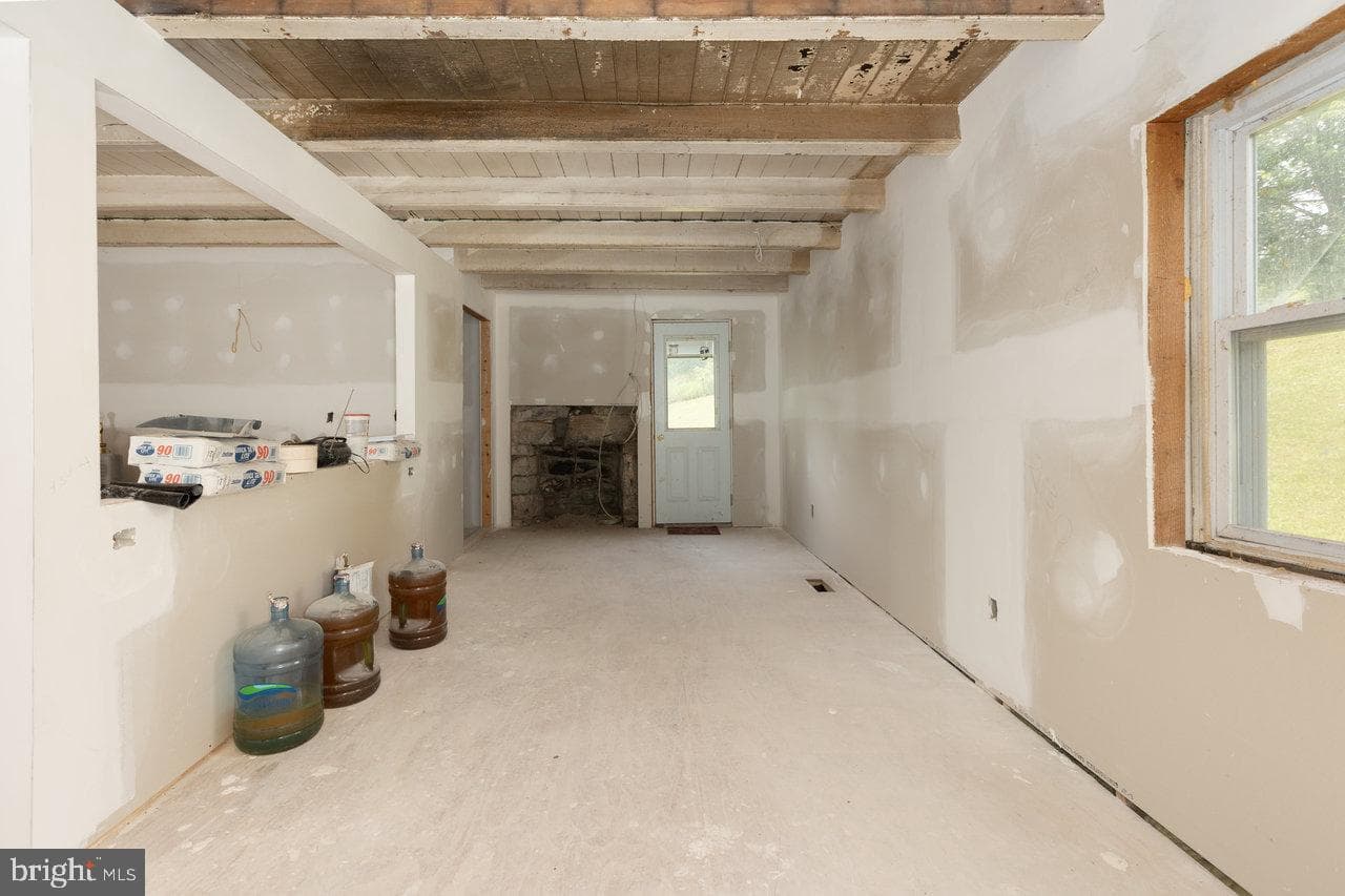 13573 Cooley Spring Ln photo 6