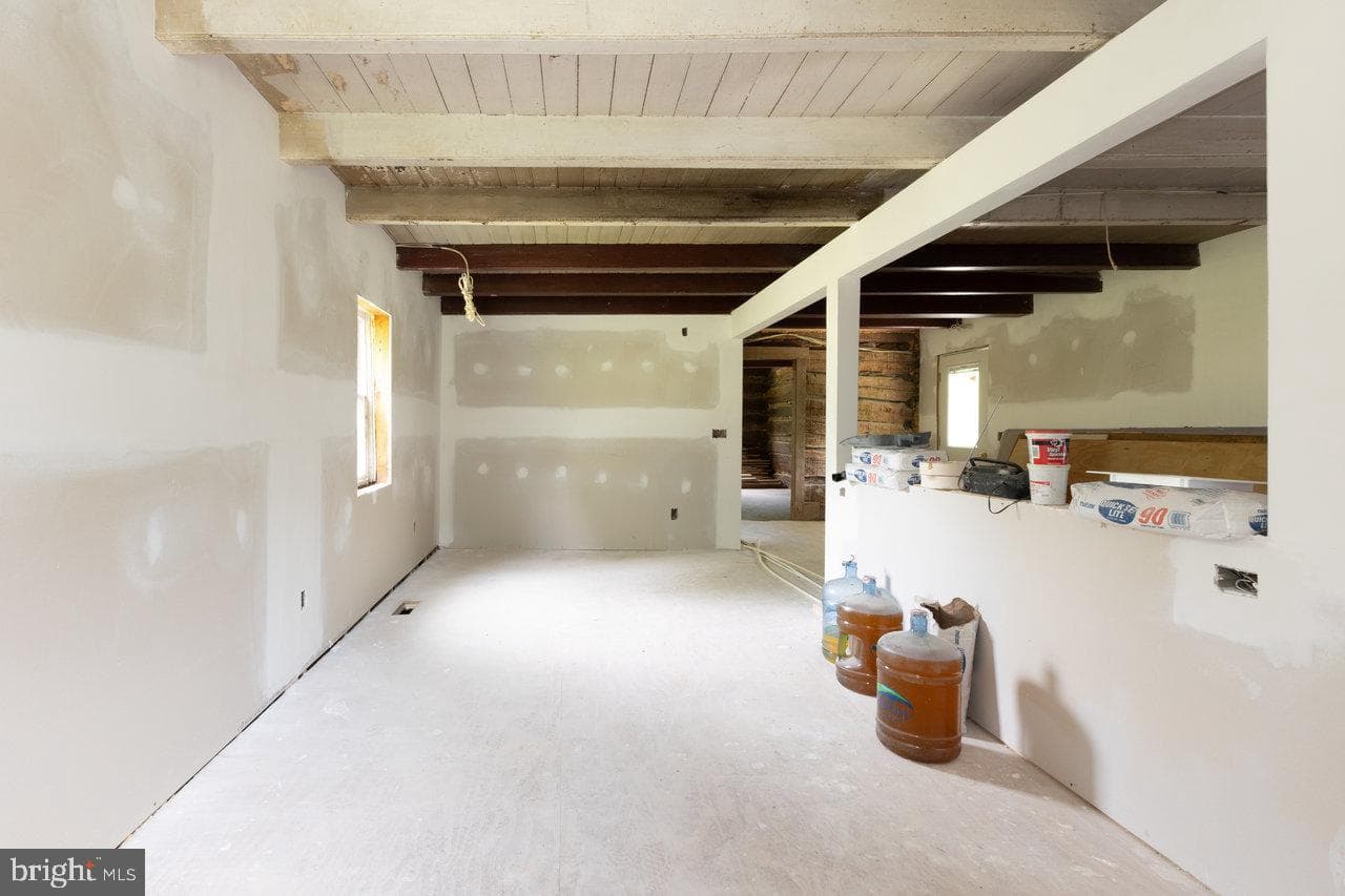 13573 Cooley Spring Ln photo 9