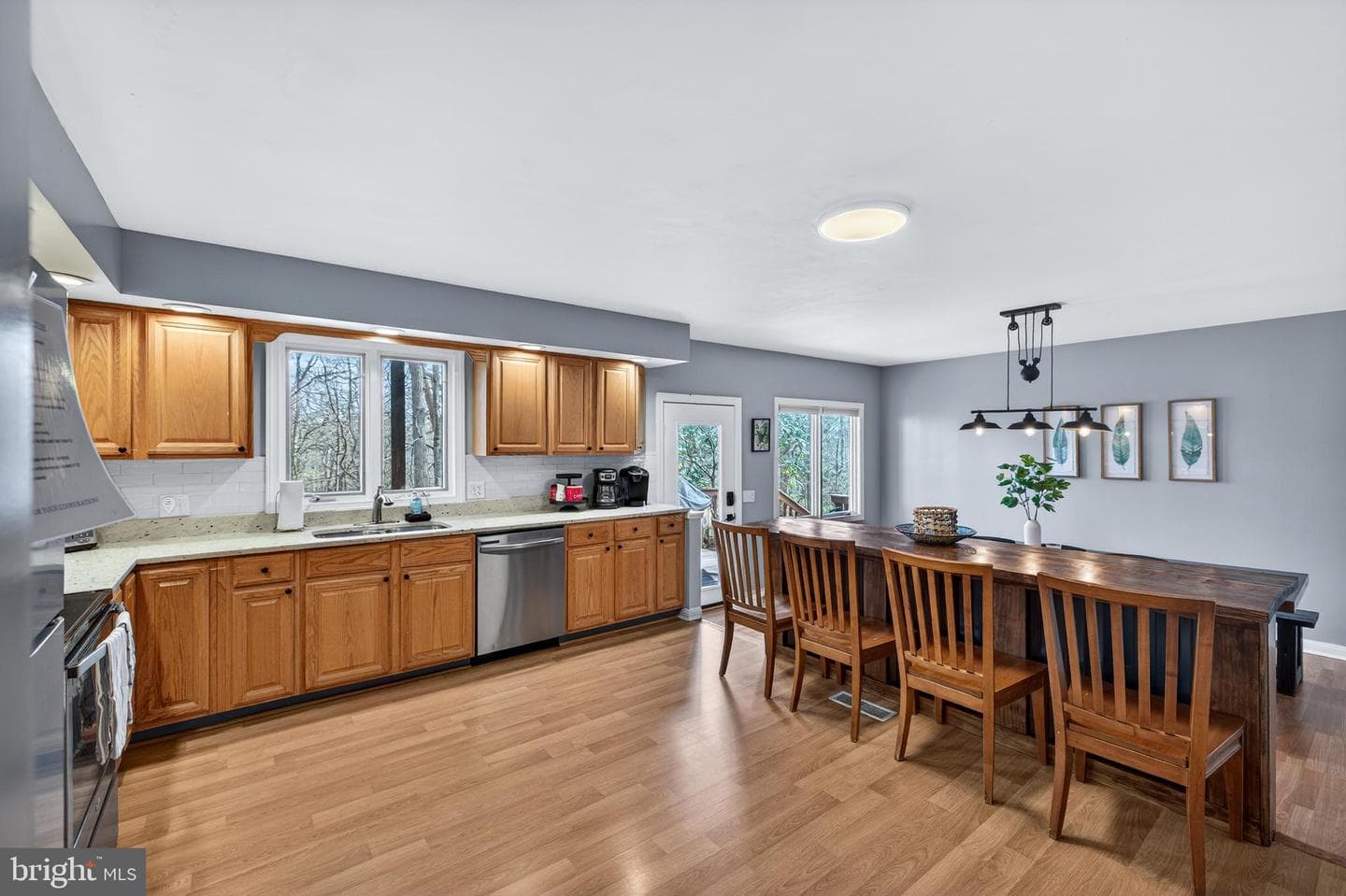 3229 Hopkins Drive photo 4