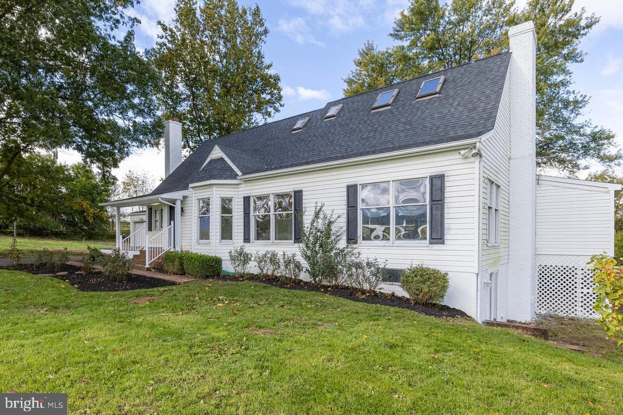 11193 Indian Trail Road photo 5