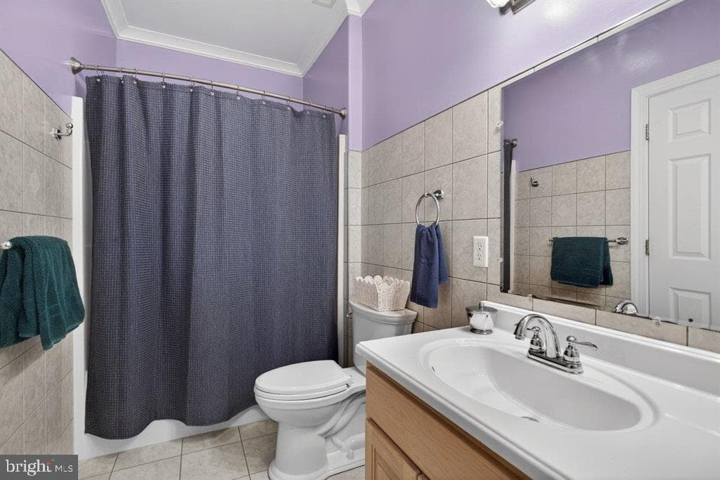 580 Regiment Road photo 51