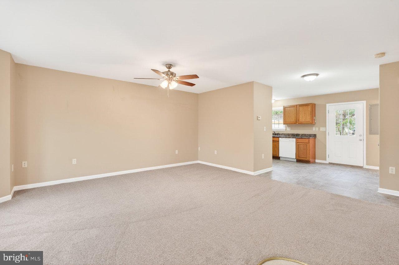 206 Willow Oaks Drive photo 4