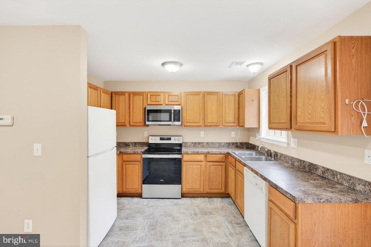 206 Willow Oaks Drive photo 5