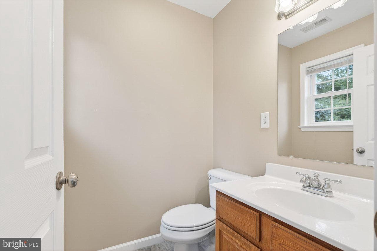 206 Willow Oaks Drive photo 8