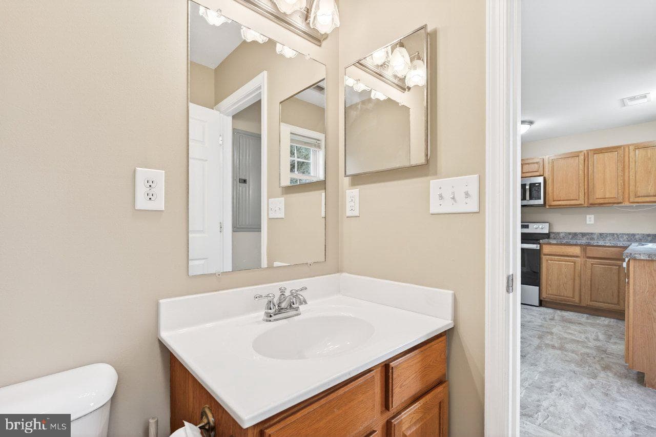 206 Willow Oaks Drive photo 9