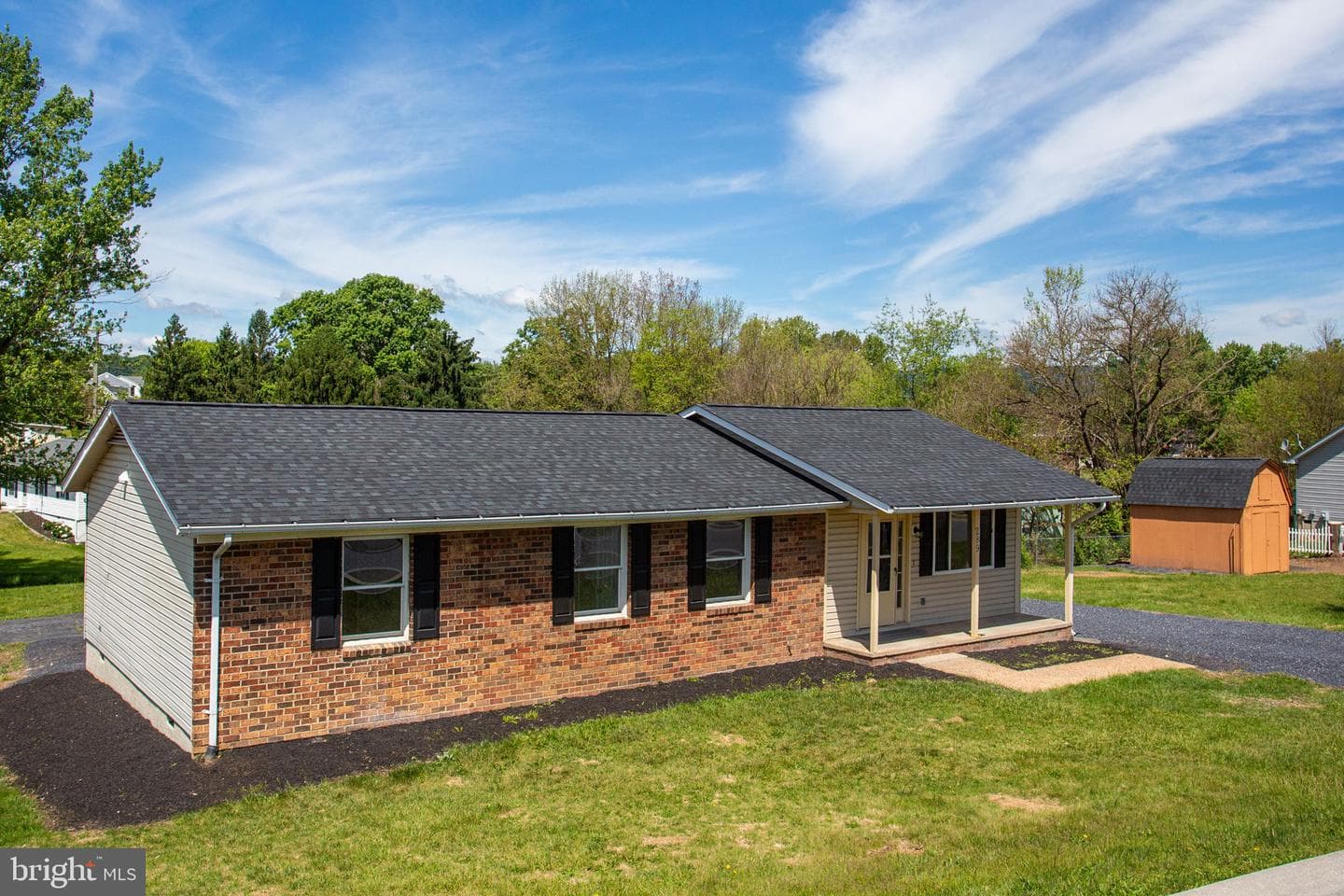 289 Morningside Drive, Broadway