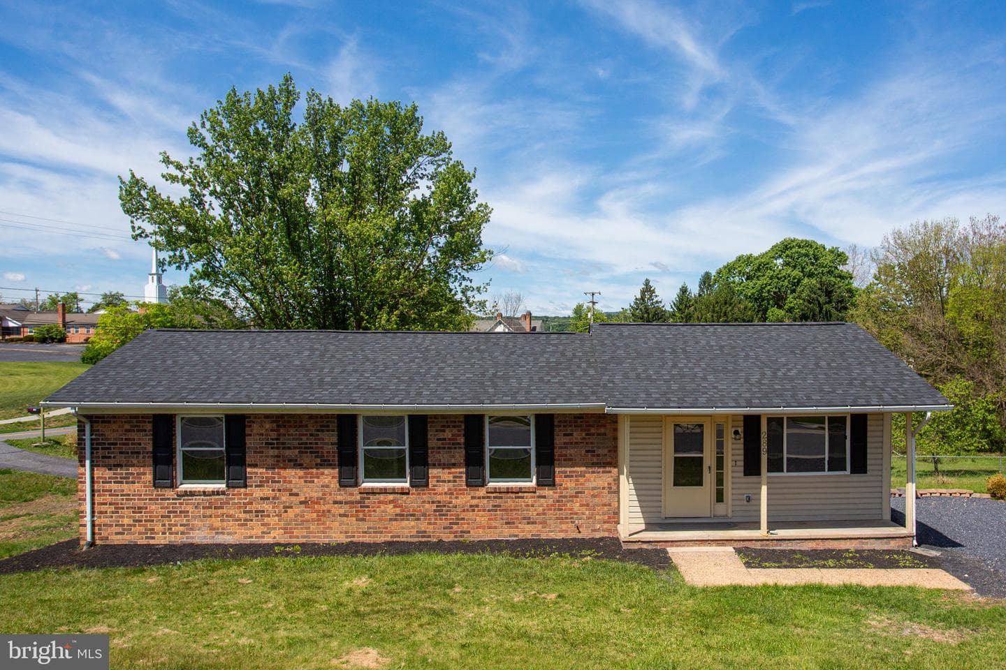 289 Morningside Drive, Broadway