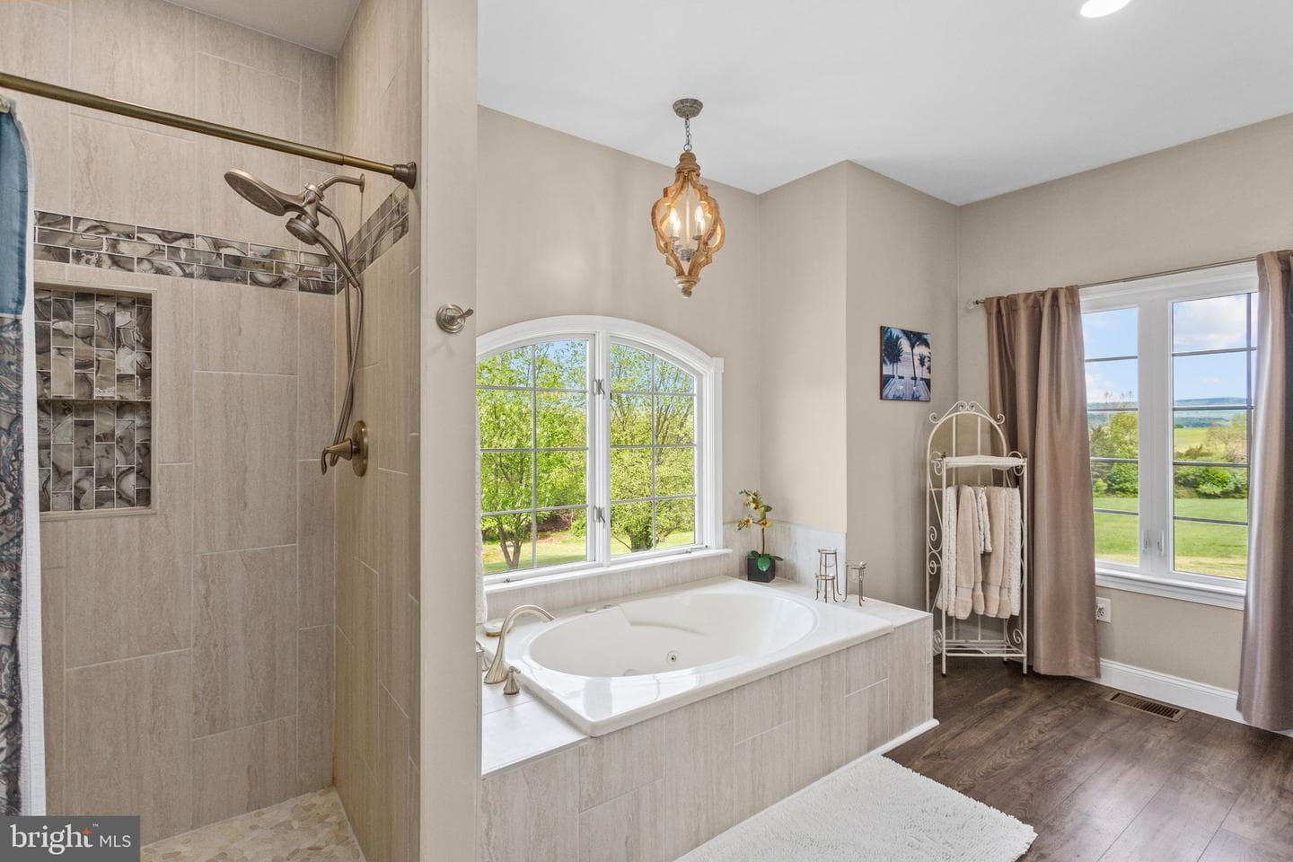 10005 Bonny Brae Lane photo 32