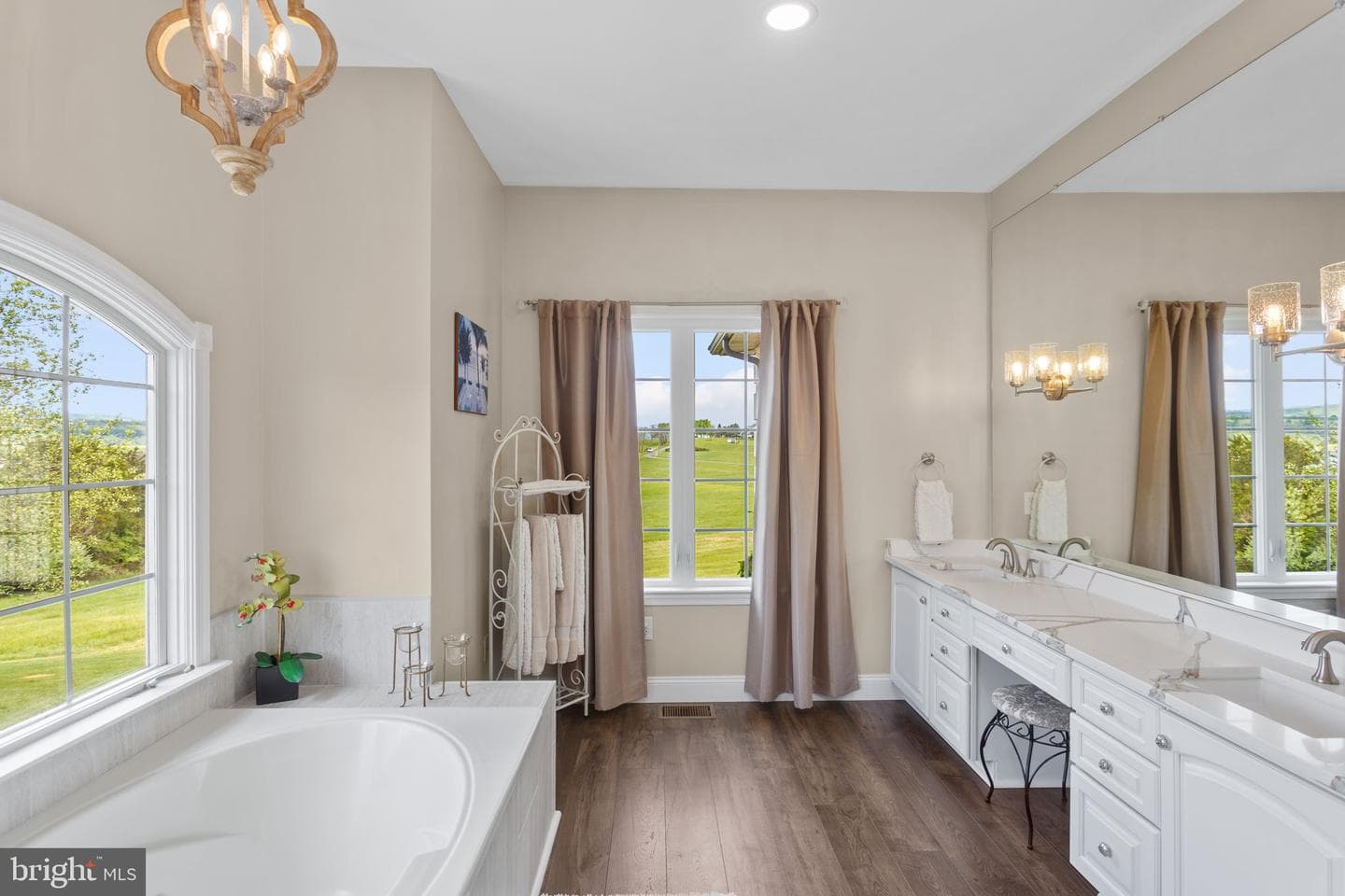 10005 Bonny Brae Lane photo 33