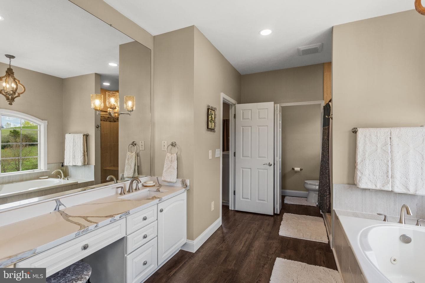 10005 Bonny Brae Lane photo 34