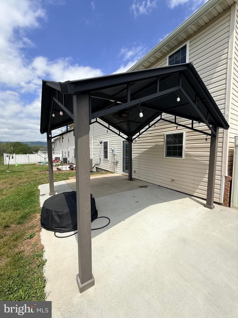 102 Granny Smith Drive photo 16