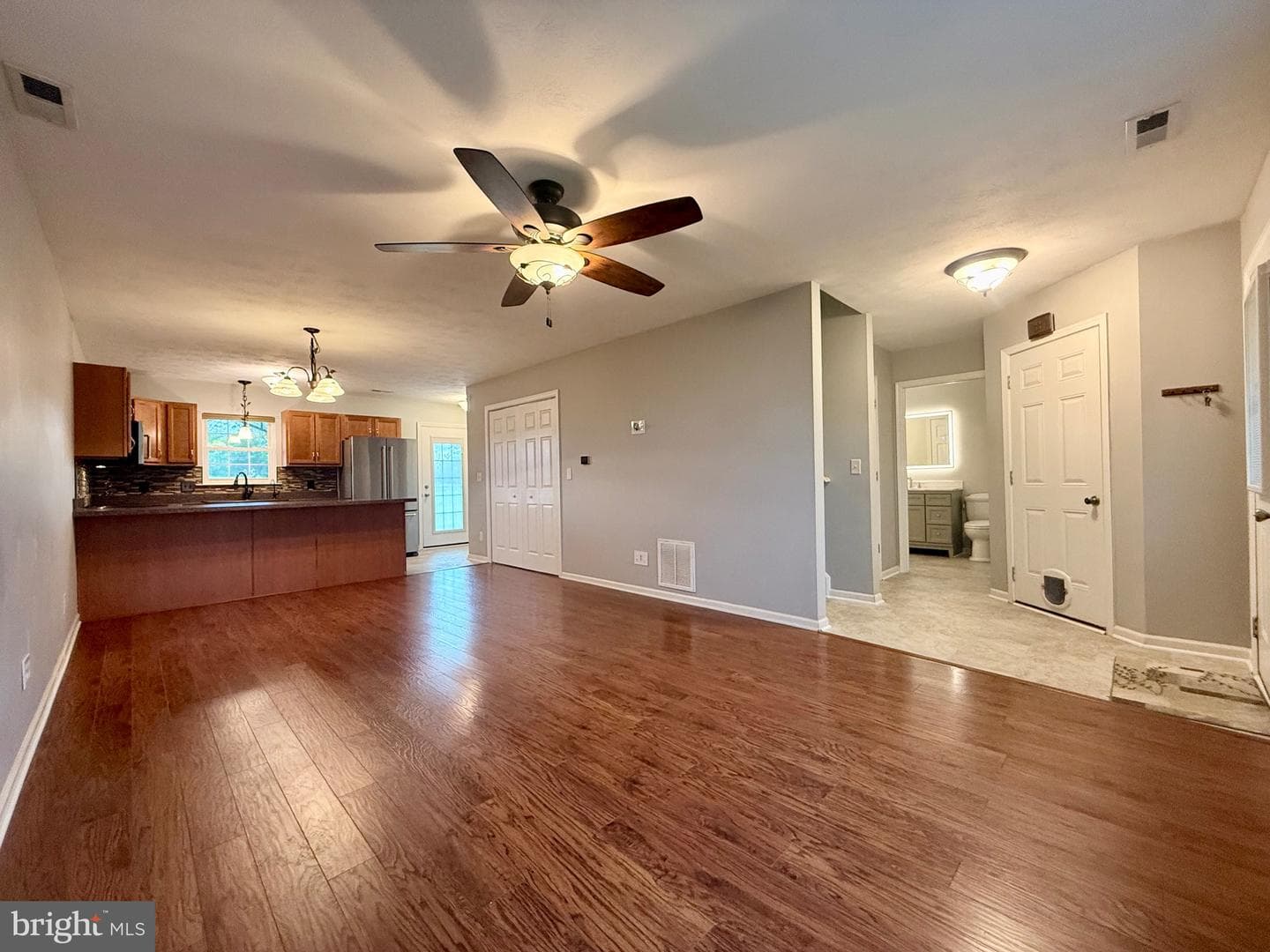 102 Granny Smith Drive photo 3
