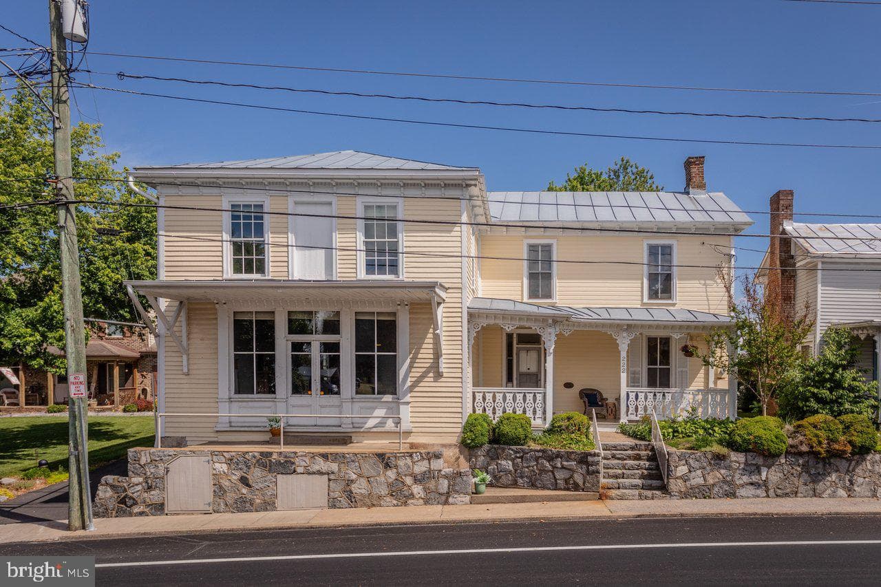 222 N Main Street photo 1