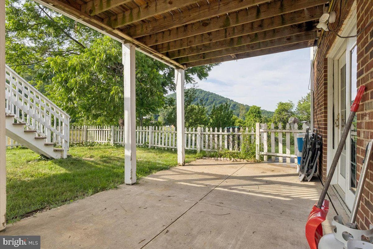 20448 Mount Pleasant Road photo 37