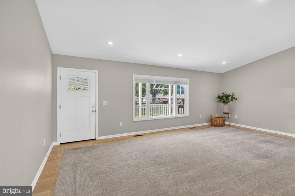 357 W Springbrook Road photo 6