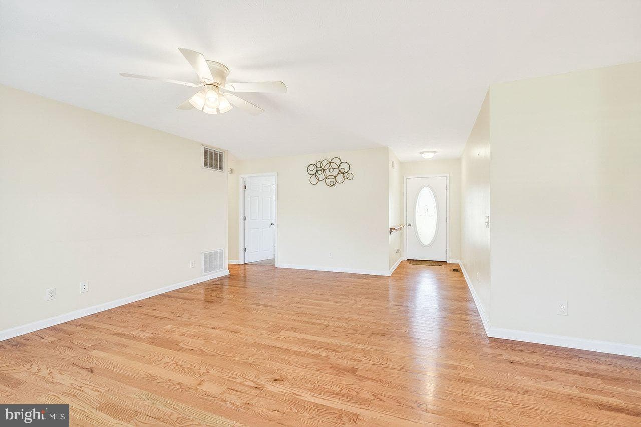 106 Seventh Street photo 6
