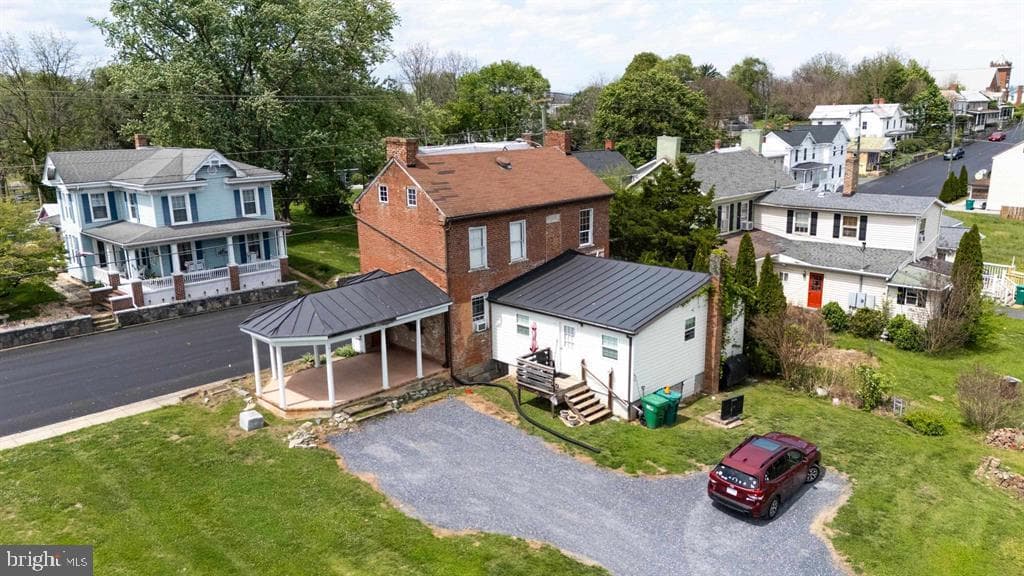 242 S South Main Street, Mount Crawford