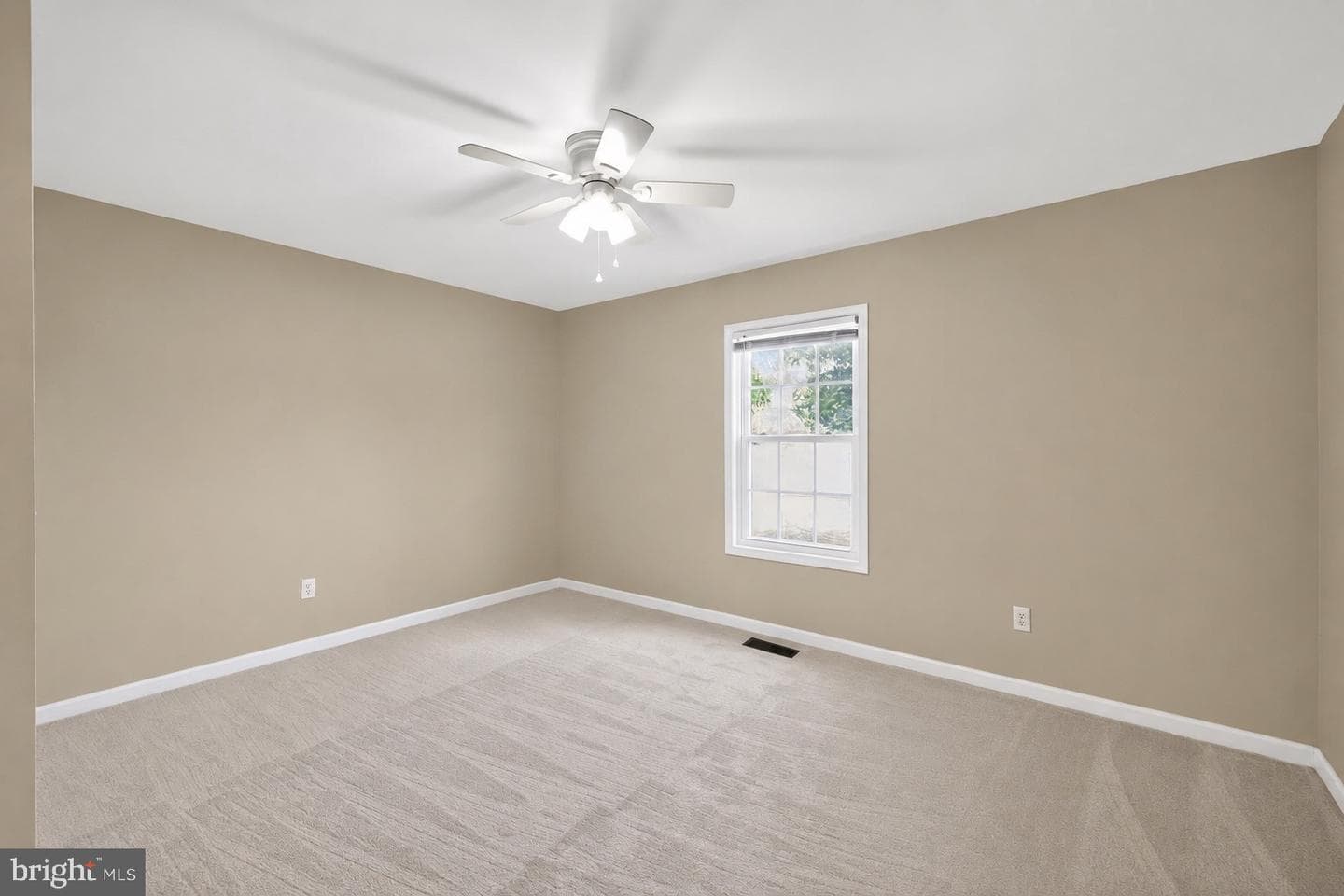 108 Augusta Avenue photo 15