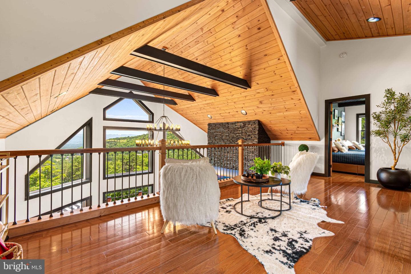 780 Rainier Road photo 115