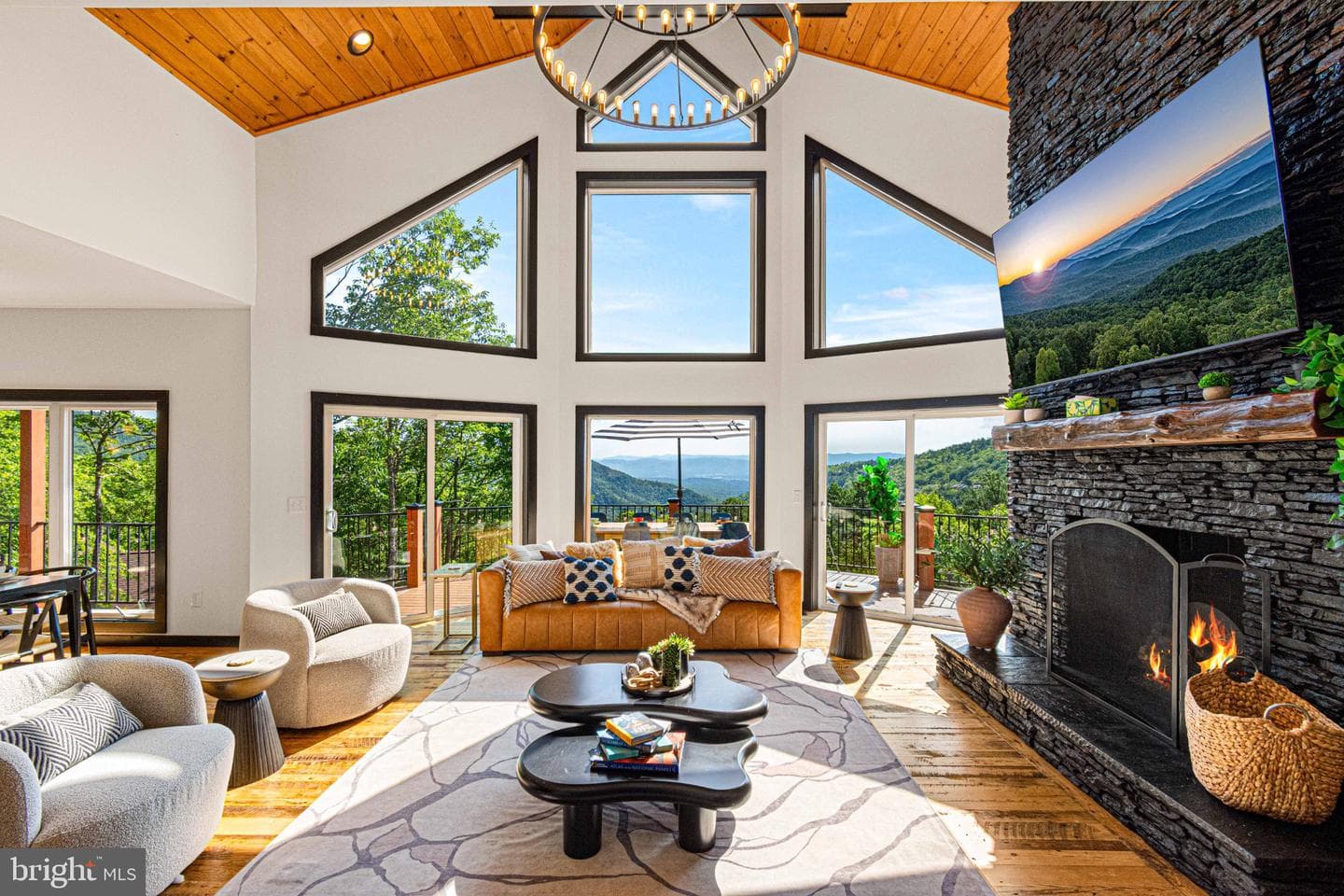 780 Rainier Road photo 42