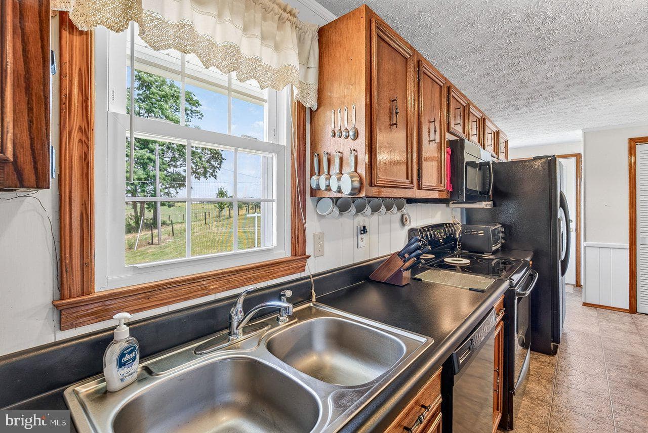 2627 Minie Ball Lane photo 14