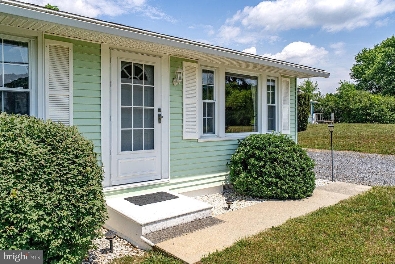 2627 Minie Ball Lane photo 3
