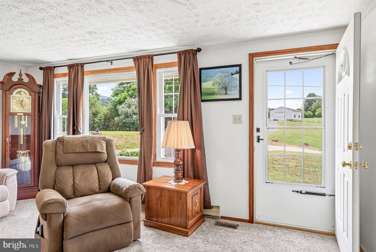 2627 Minie Ball Lane photo 4