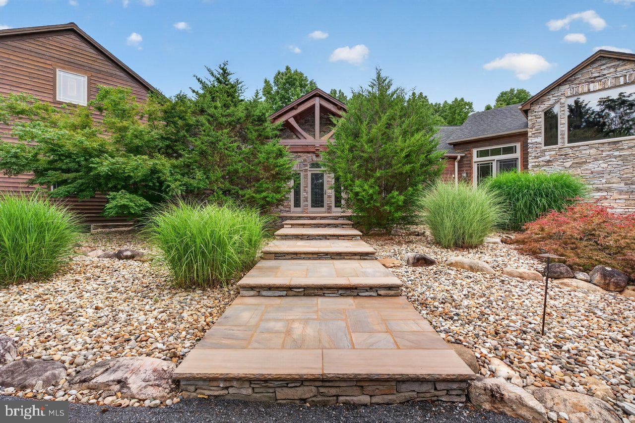 1380 Bloomer Springs Road, Mcgaheysville