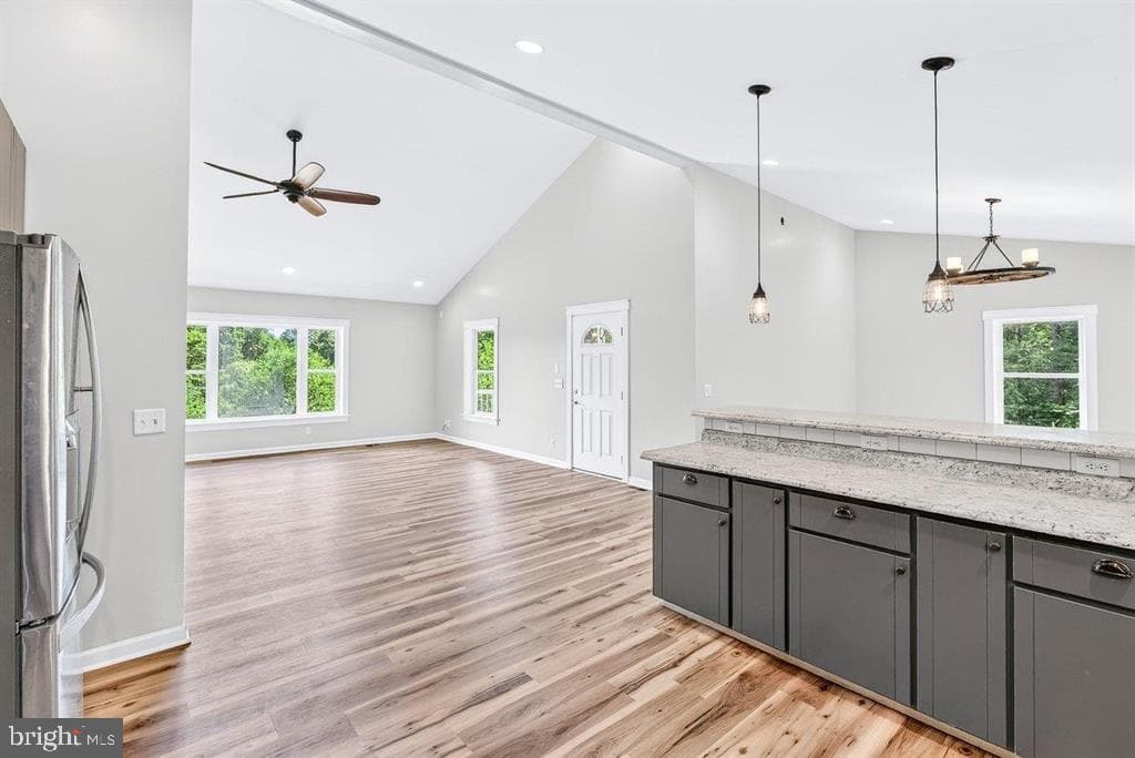 8905 Shade Tree Lane photo 13