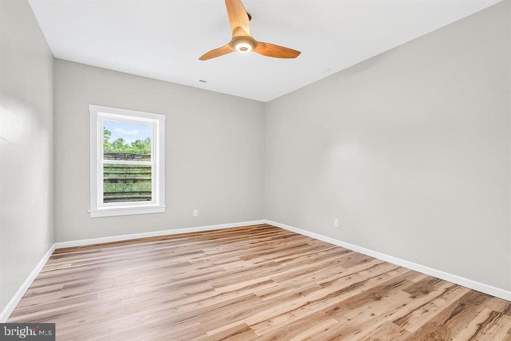 8905 Shade Tree Lane photo 40