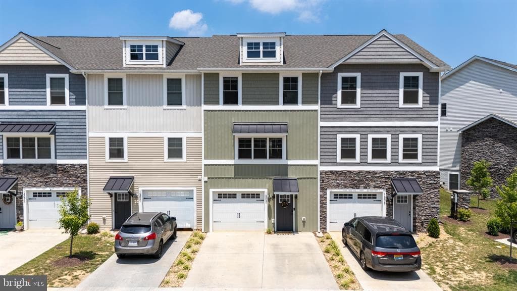 1504 Palomino Trail, Rockingham