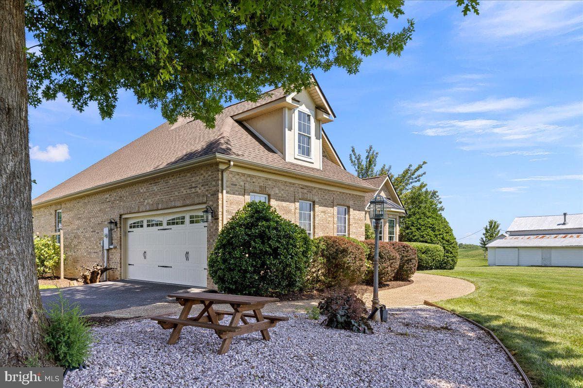 3466 Retreat Lane photo 18