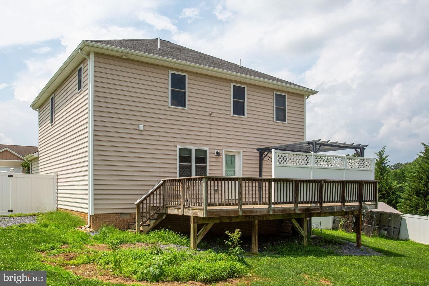 315 Rustic Avenue photo 16