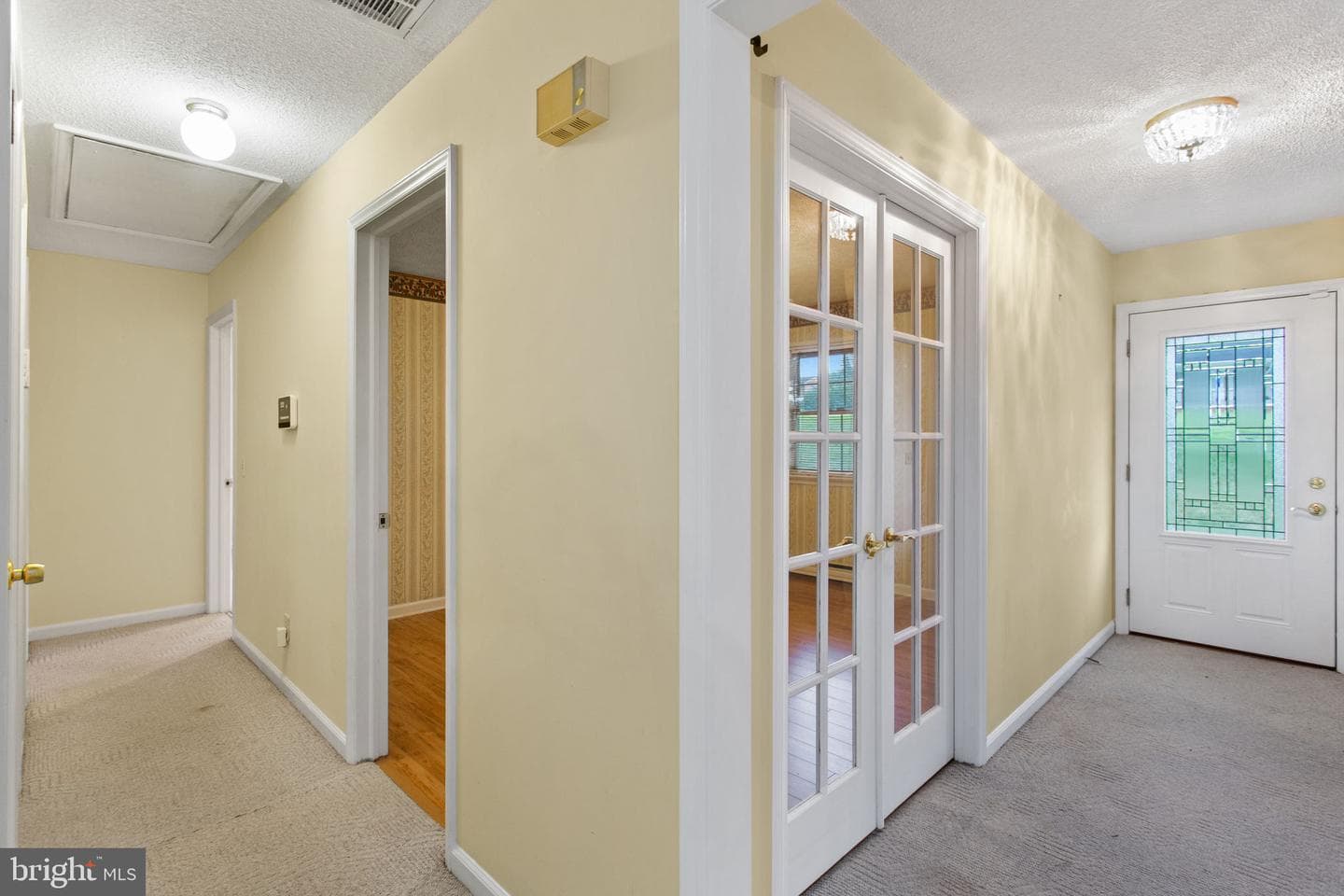 206 Belmont photo 13