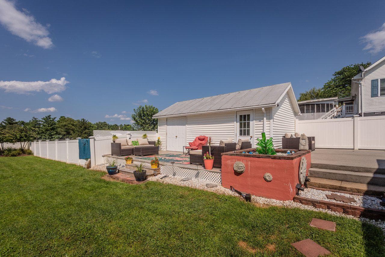 125 Mason Street photo 56