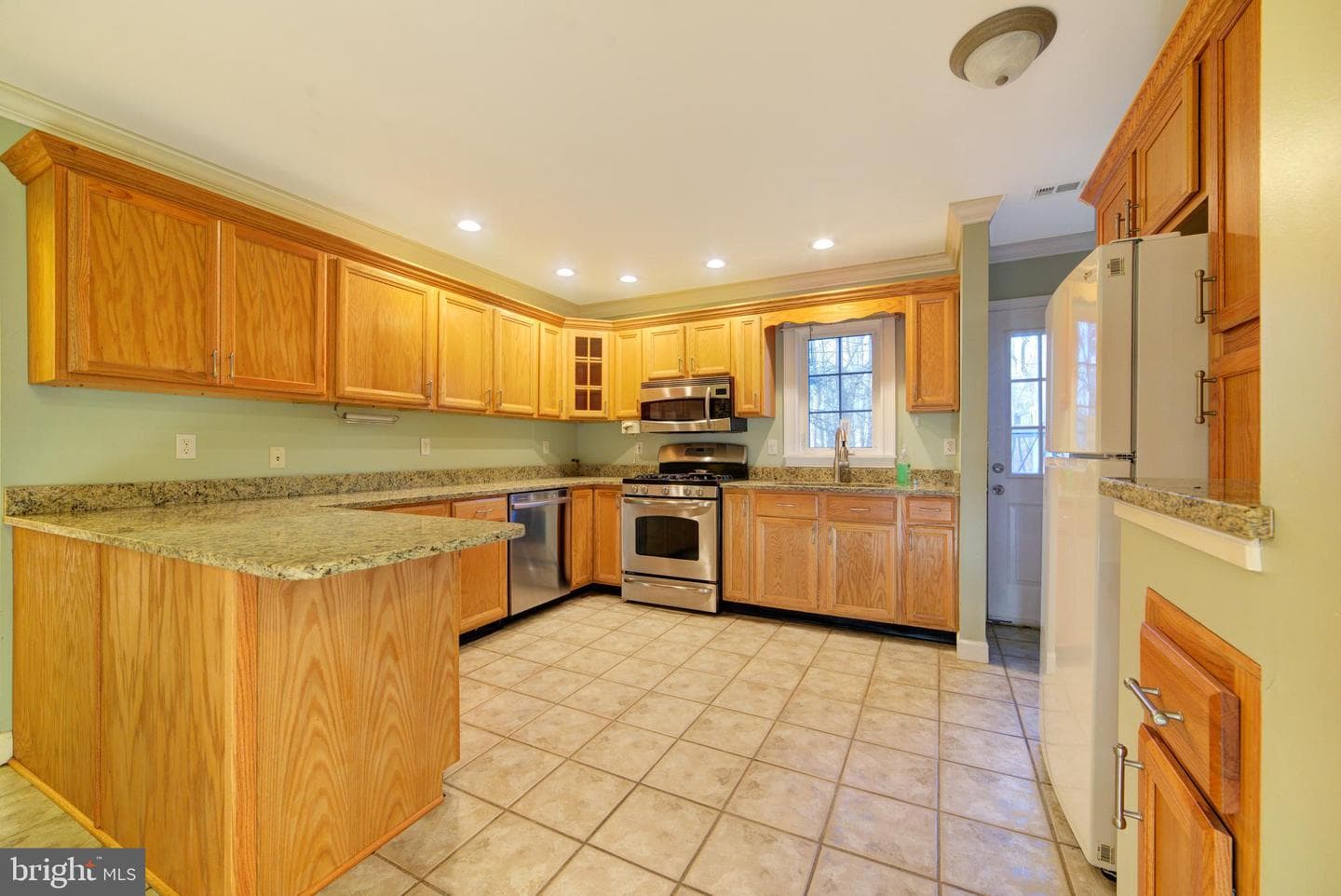 14555 Lee Highway photo 13