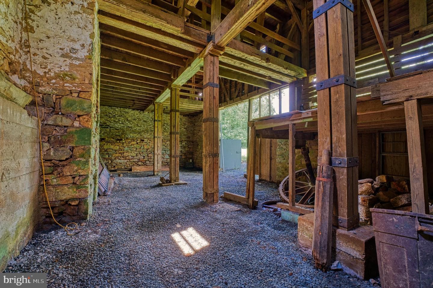 18 Old Mill Road photo 5