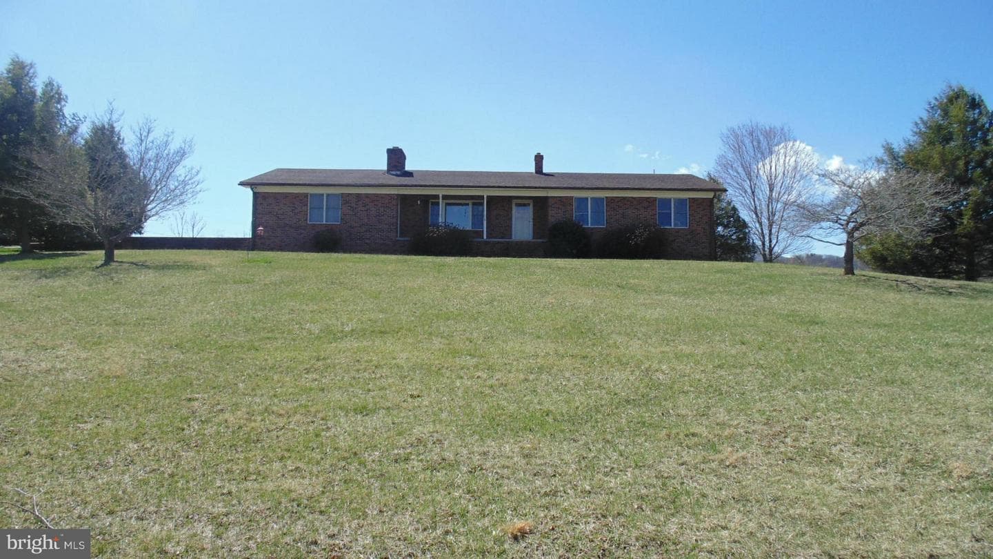 1001 Woodward Road photo 4
