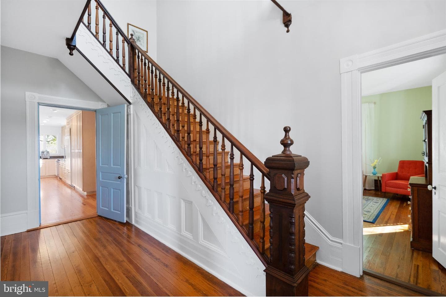 873 Hawlin Road photo 17